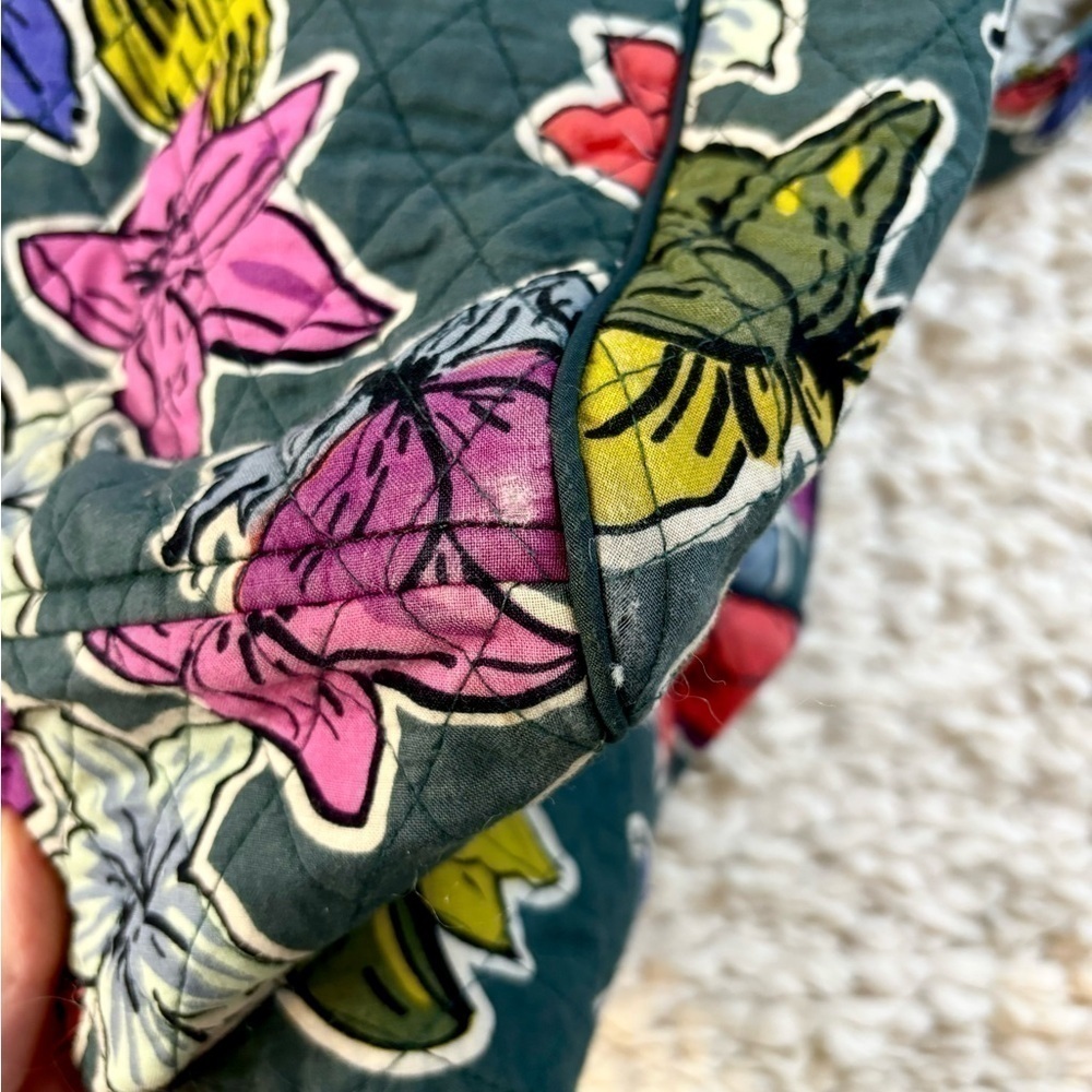 Vera Bradley large floral quilted tote purse - Picture 13 of 16